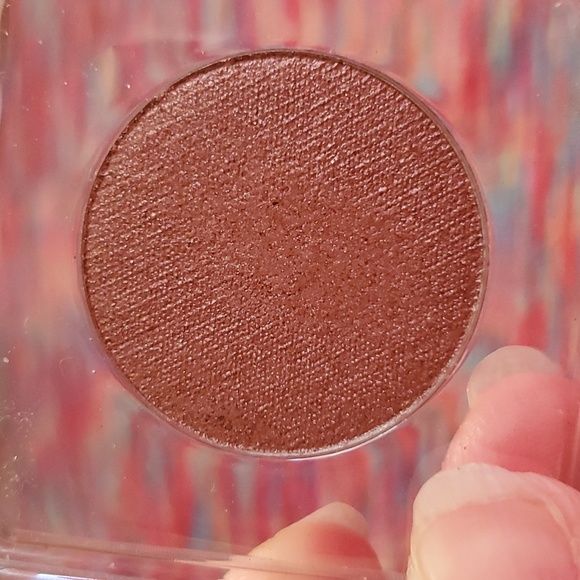 Younique Pressed Powder refill for magnetic cases or just as is. - Picture 3 of 3